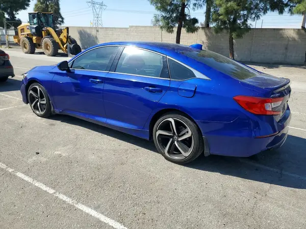1HGCV1F35JA245122 2018 HONDA ACCORD - Image 2