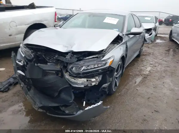 1HGCV1F35JA248277 2018 HONDA ACCORD - Image 2