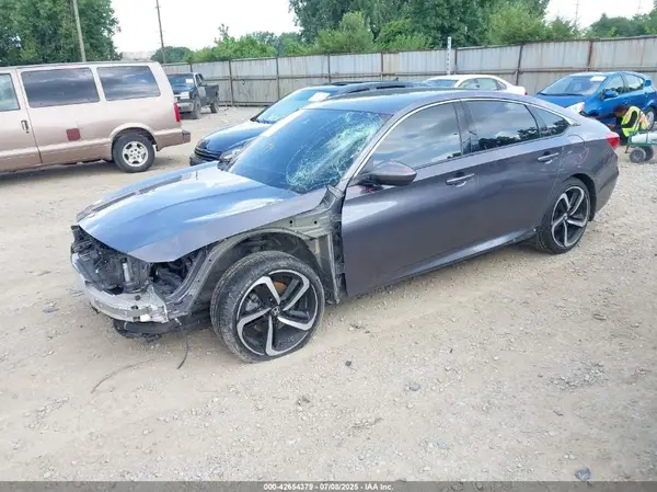 1HGCV1F35JA249526 2018 HONDA ACCORD - Image 2