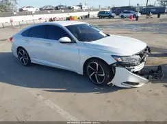 1HGCV1F35JA250028 2018 HONDA ACCORD