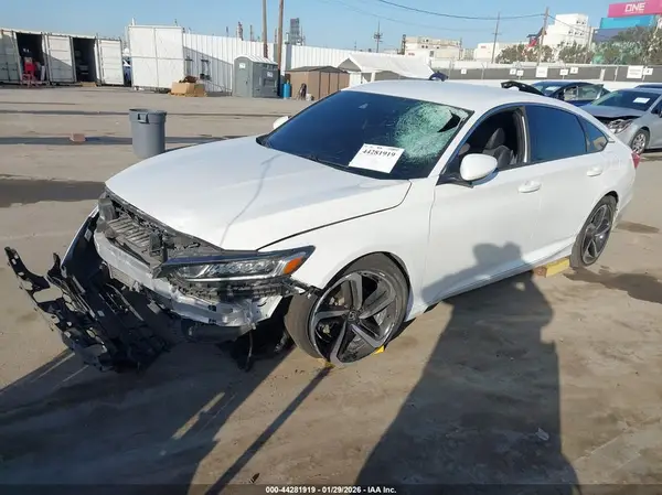1HGCV1F35JA250028 2018 HONDA ACCORD - Image 2
