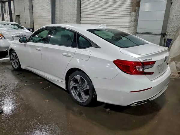 1HGCV1F35JA252751 2018 HONDA ACCORD - Image 2