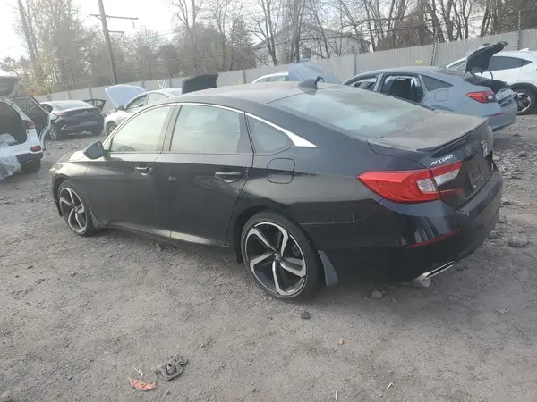 1HGCV1F35JA256895 2018 HONDA ACCORD - Image 2