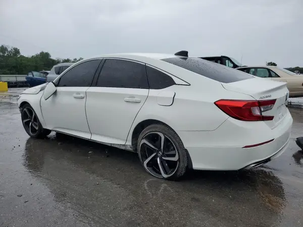 1HGCV1F35JA260705 2018 HONDA ACCORD - Image 2