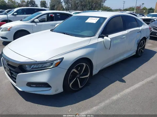 1HGCV1F35JA262518 2018 HONDA ACCORD - Image 2