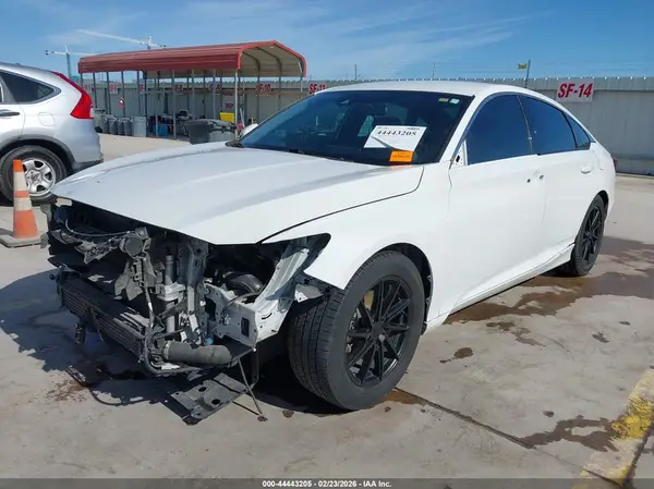 1HGCV1F35JA266018 2018 HONDA ACCORD - Image 2