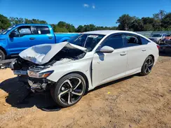 1HGCV1F35KA031619 2019 HONDA ACCORD