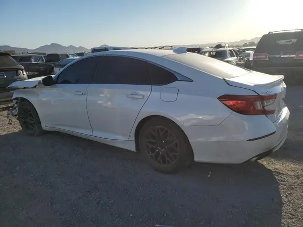 1HGCV1F35KA035539 2019 HONDA ACCORD - Image 2