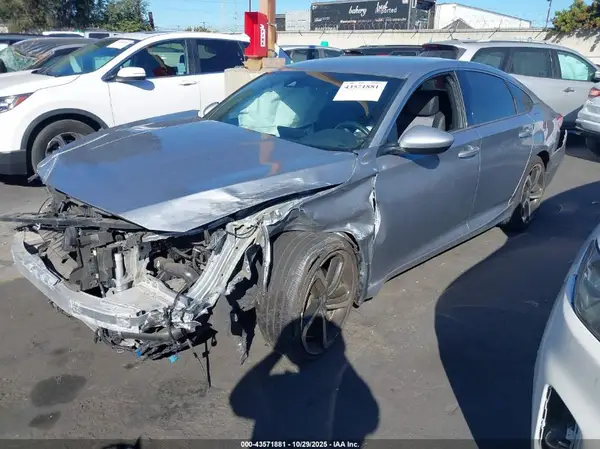 1HGCV1F35KA063017 2019 HONDA ACCORD - Image 2