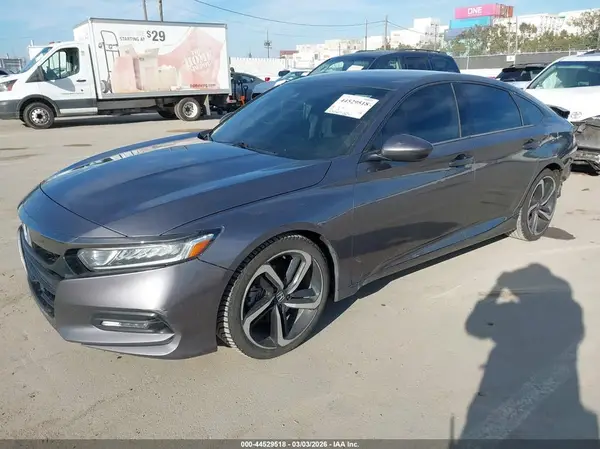 1HGCV1F35KA099340 2019 HONDA ACCORD - Image 2