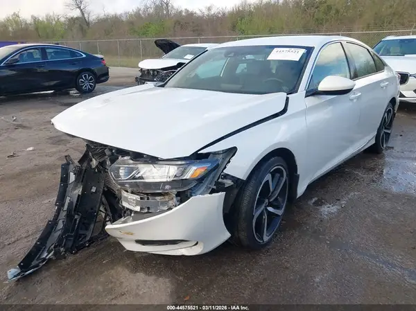 1HGCV1F35KA107064 2019 HONDA ACCORD - Image 2