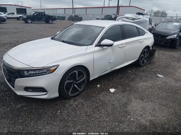 1HGCV1F35KA110823 2019 HONDA ACCORD - Image 2