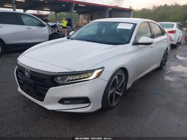 1HGCV1F35KA124768 2019 HONDA ACCORD - Image 2