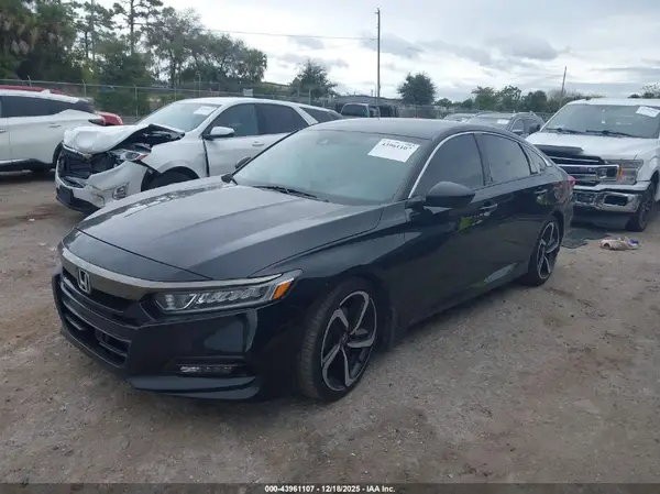 1HGCV1F35KA128805 2019 HONDA ACCORD - Image 2