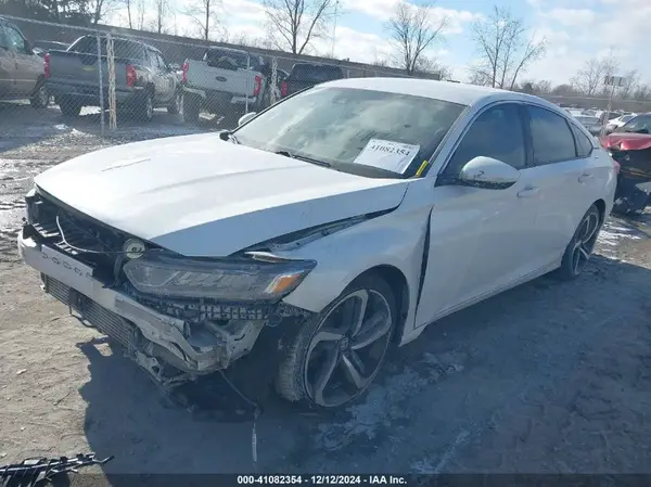 1HGCV1F35KA156538 2019 HONDA ACCORD - Image 2