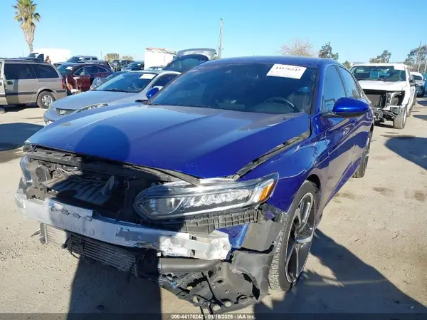 1HGCV1F35KA160444 2019 HONDA ACCORD - Image 2