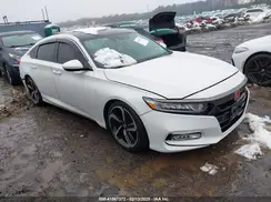 1HGCV1F35KA160864 2019 HONDA ACCORD