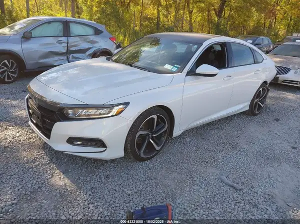 1HGCV1F35KA175624 2019 HONDA ACCORD - Image 2