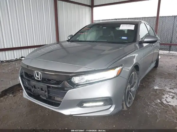 1HGCV1F35LA039270 2020 HONDA ACCORD - Image 2