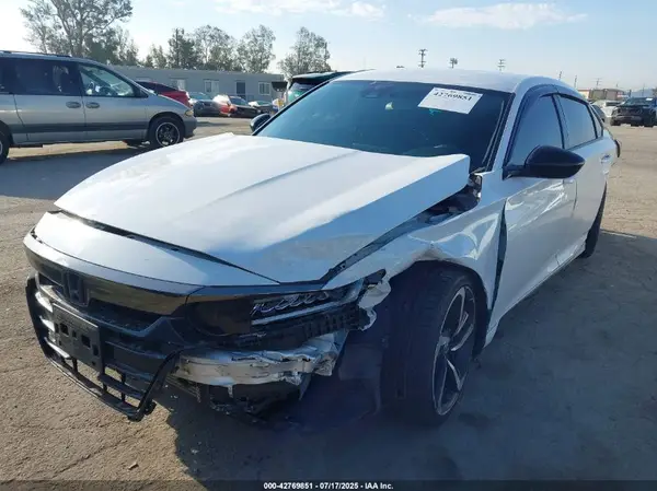1HGCV1F35LA080255 2020 HONDA ACCORD - Image 2