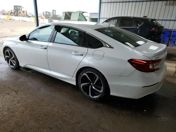 1HGCV1F35LA131785 2020 HONDA ACCORD - Image 2