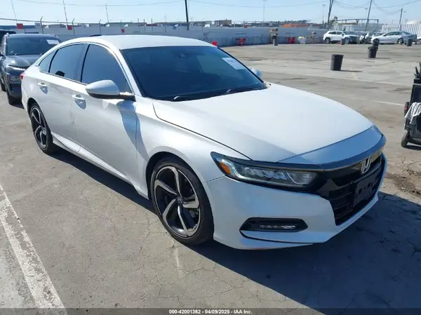 1HGCV1F35LA133889 2020 HONDA ACCORD - Image 1