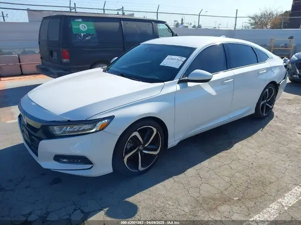 1HGCV1F35LA133889 2020 HONDA ACCORD - Image 2