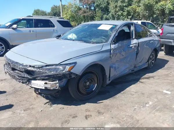 1HGCV1F35NA022472 2022 HONDA ACCORD - Image 2