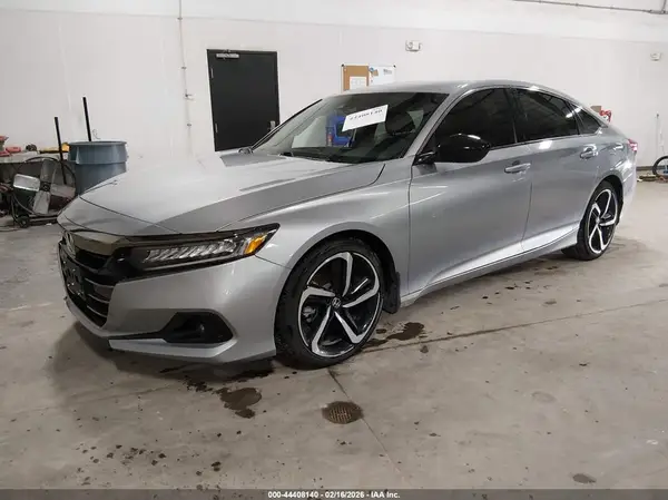 1HGCV1F35NA057268 2022 HONDA ACCORD - Image 2