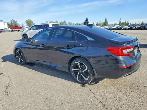 1HGCV1F35NA080260 2022 HONDA ACCORD - Image 2