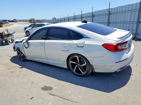 1HGCV1F35NA105447 2022 HONDA ACCORD - Image 2