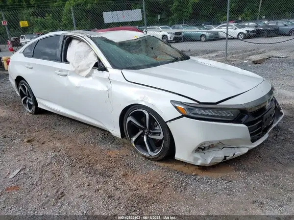 1HGCV1F35NA119154 2022 HONDA ACCORD - Image 1