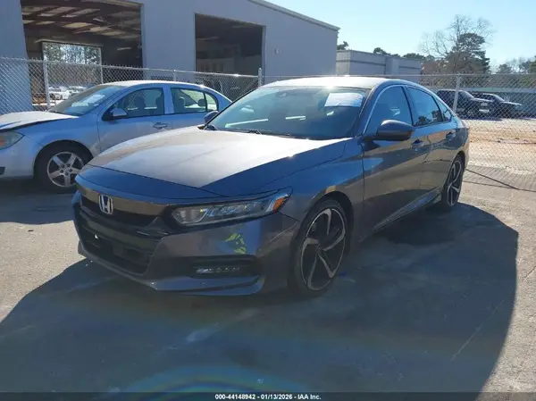 1HGCV1F36JA001303 2018 HONDA ACCORD - Image 2