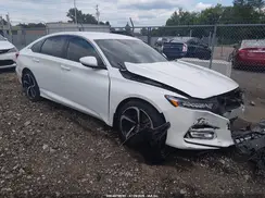 1HGCV1F36JA002032 2018 HONDA ACCORD