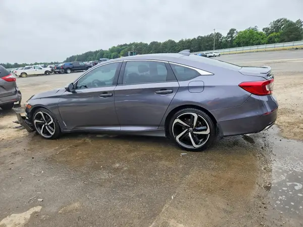 1HGCV1F36JA010969 2018 HONDA ACCORD - Image 2