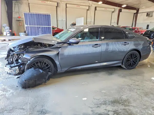 1HGCV1F36JA012897 2018 HONDA ACCORD - Image 1
