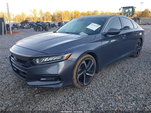 1HGCV1F36JA018005 2018 HONDA ACCORD - Image 2