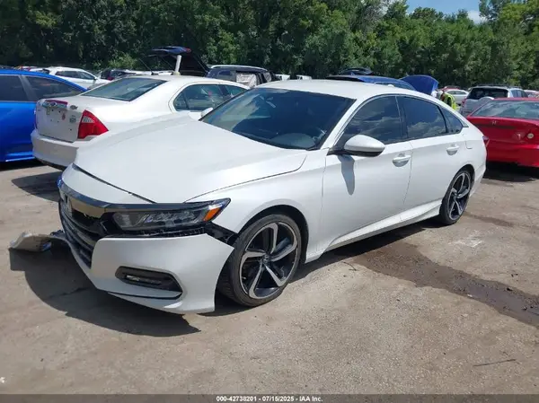 1HGCV1F36JA022426 2018 HONDA ACCORD - Image 2