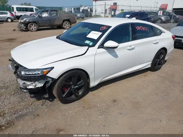 1HGCV1F36JA027125 2018 HONDA ACCORD - Image 2