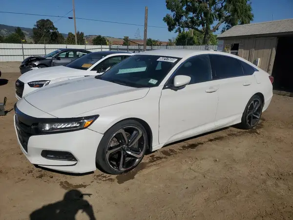 1HGCV1F36JA030512 2018 HONDA ACCORD - Image 1