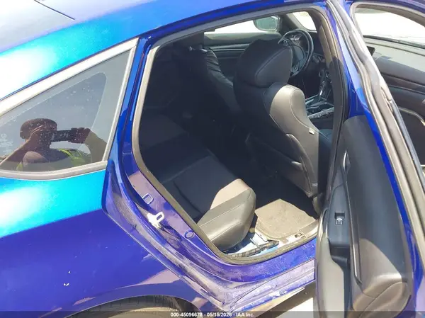 1HGCV1F36JA053255 2018 HONDA ACCORD - Image 8