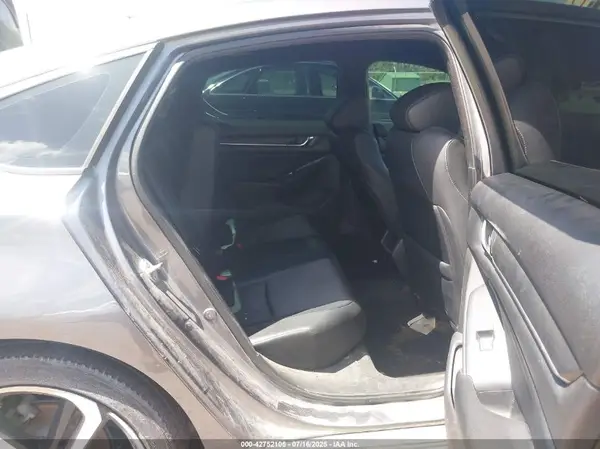 1HGCV1F36JA057726 2018 HONDA ACCORD - Image 8