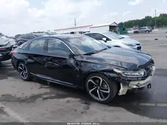 1HGCV1F36JA059363 2018 HONDA ACCORD