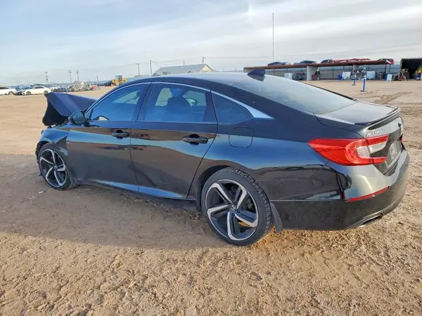 1HGCV1F36JA067012 2018 HONDA ACCORD - Image 2