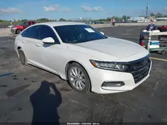 1HGCV1F36JA069844 2018 HONDA ACCORD