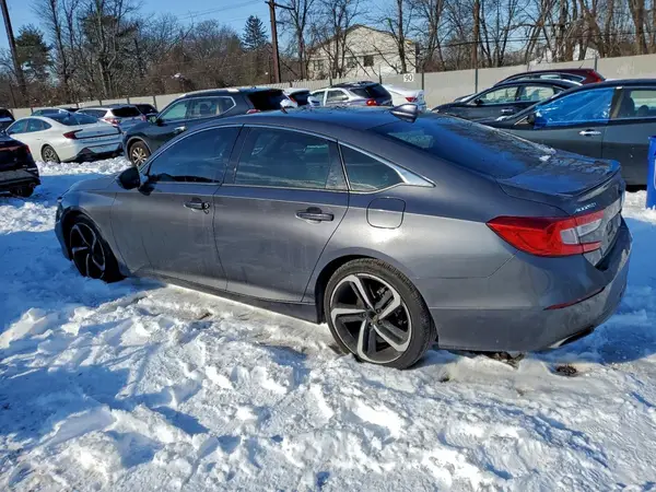 1HGCV1F36JA076745 2018 HONDA ACCORD - Image 2