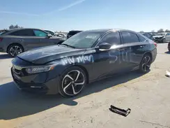 1HGCV1F36JA077913 2018 HONDA ACCORD