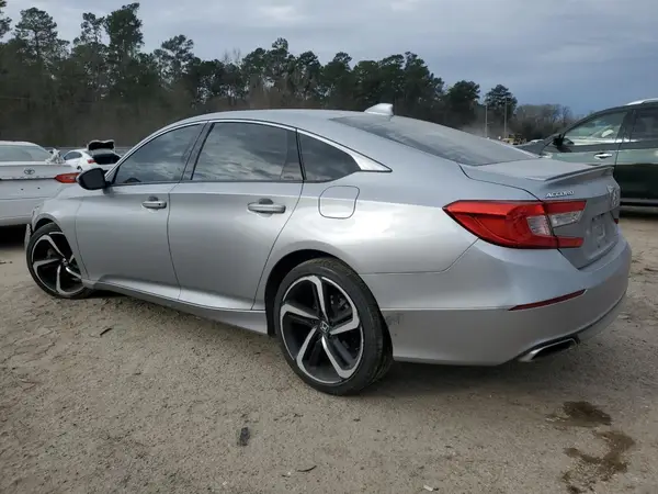 1HGCV1F36JA078947 2018 HONDA ACCORD - Image 2