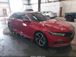 1HGCV1F36JA082982 2018 HONDA ACCORD