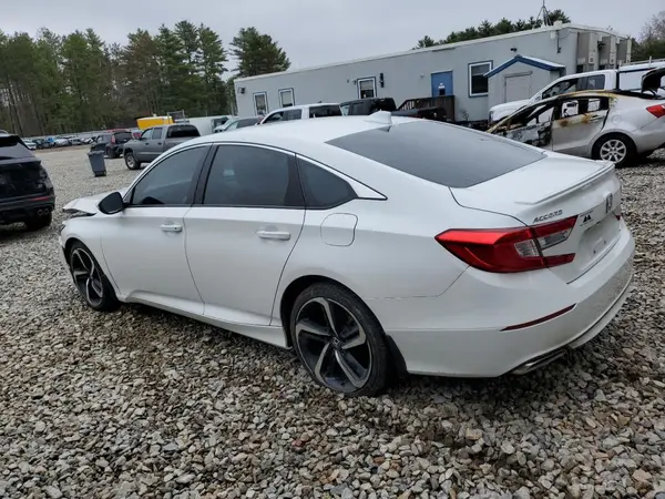 1HGCV1F36JA085526 2018 HONDA ACCORD - Image 2